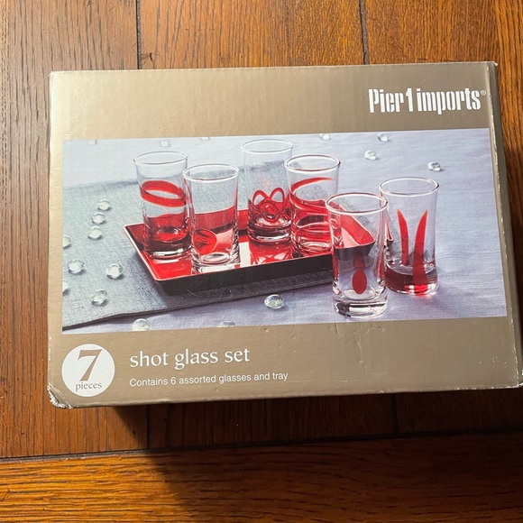 NWT PIER 1 IMPORTS SET OF 7 SHOT GLASSES